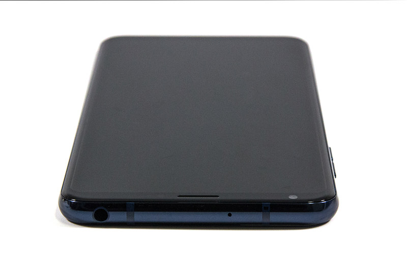 上部にイヤホンジャック