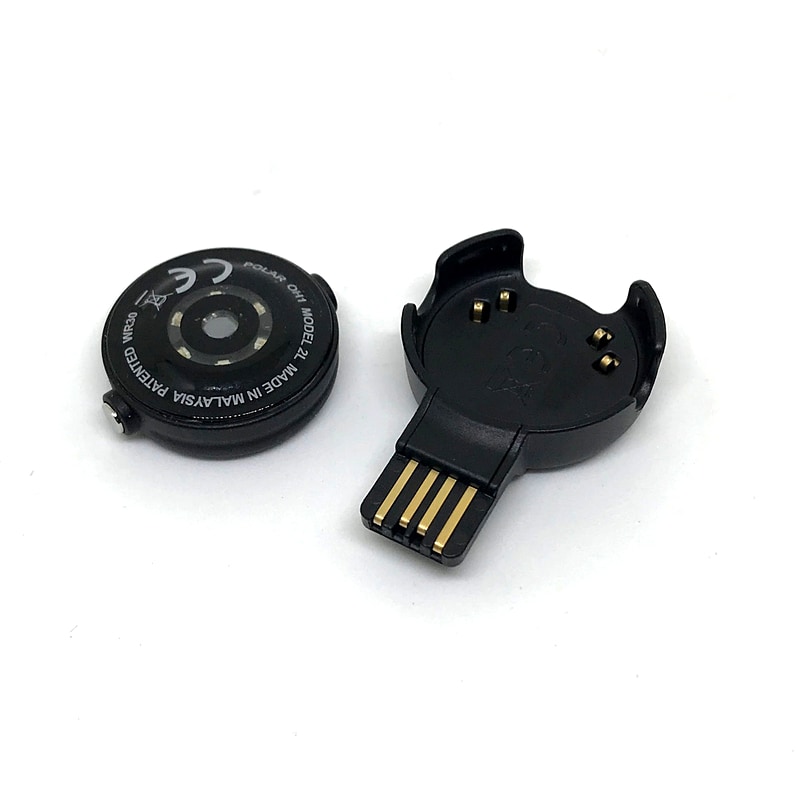 専用のアダプターでパソコンとUSB接続できます。Bluetoothでスマホアプリ「Polar Flow」との同期も可能です