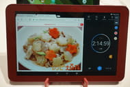 Qua tab QZ10 10インチ レッド Qua tab QZ10/8」、8インチと10インチのタブレット - ケータイ Watch