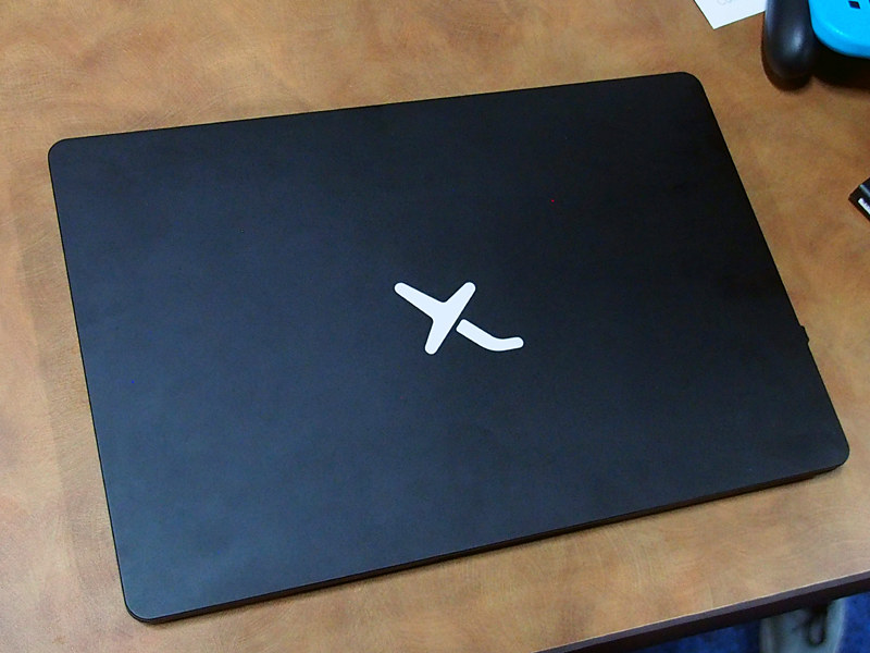 本体を閉じたところ