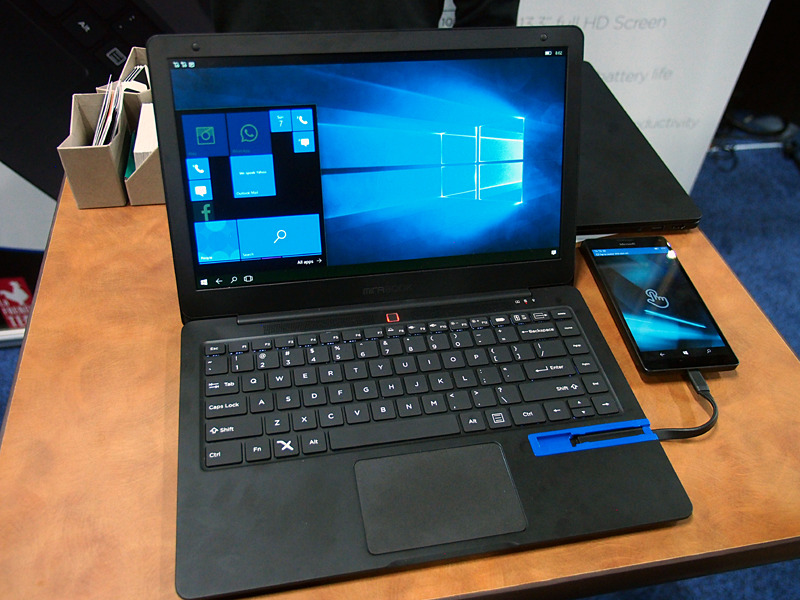 Windows 10 Mobile端末を接続すると、Continuumが利用できる