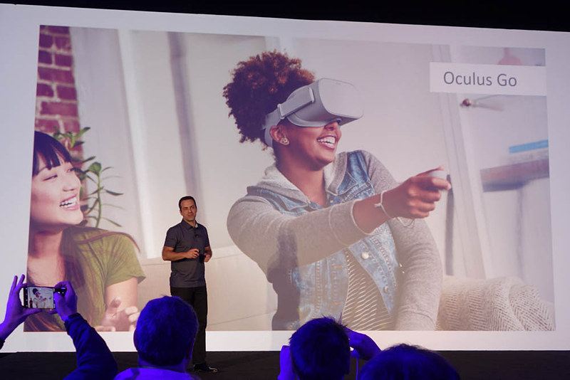 Oculus Goを紹介するバッラ氏