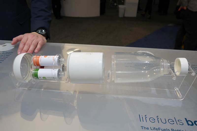 構造はこんな感じ。下半分は濃縮液の収納スペース