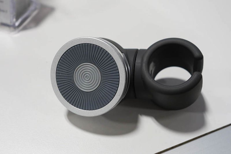 ハンドルマウントを付けたO6