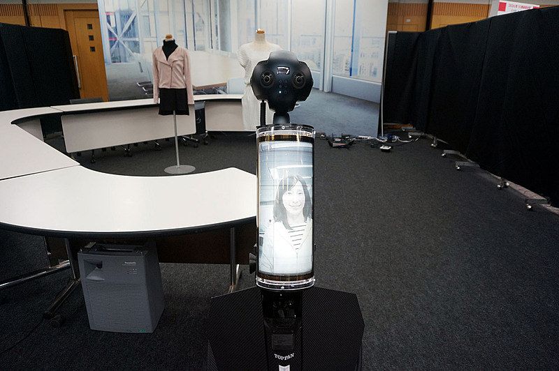 ドコモと凸版印刷が進めている5Gを利用したテレイグジスタンスの実験