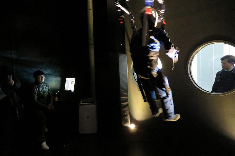 今のところ、ここでしか味わえない月面体験