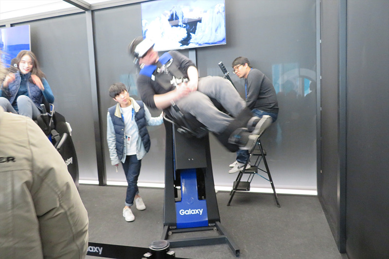 1人用のチェアはさらに過激に回転する