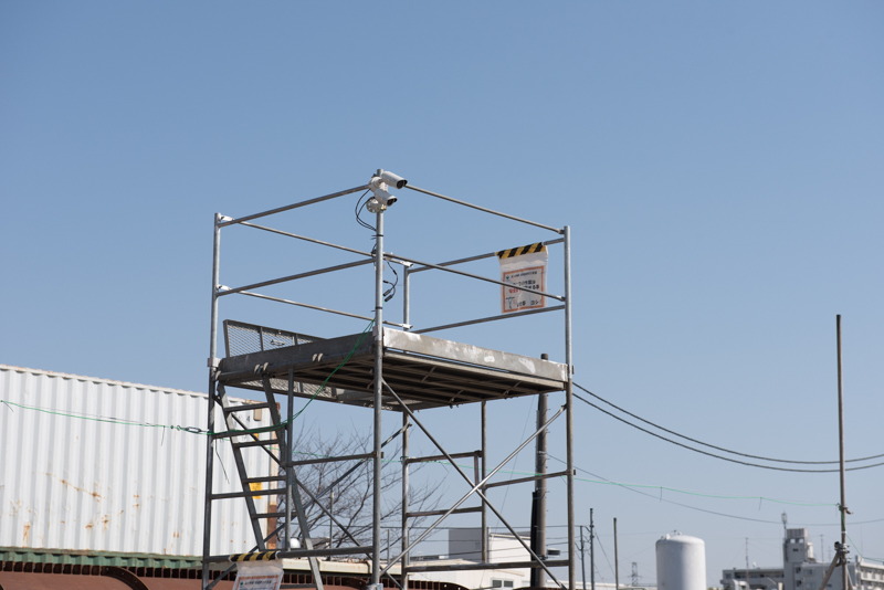 現場周辺に設置された俯瞰カメラ