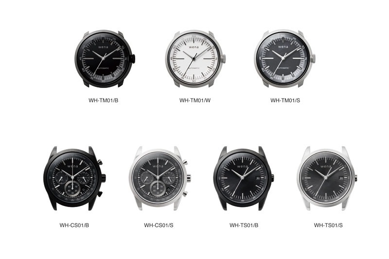 左写真は「wena wrist pro」（左2本）と「wena wrist active」（右）。通知表示としてLED点灯やバイブレーションに加えて、有機ELによる文字表示が加わりました。左写真は新たに加わったヘッドで、上段が機械式、下段がソーラー発電対応モデルです。