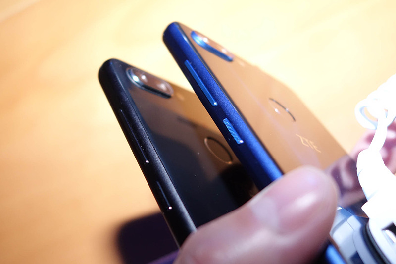 側面の金属フレームのカラーもカラバリごとに異なる