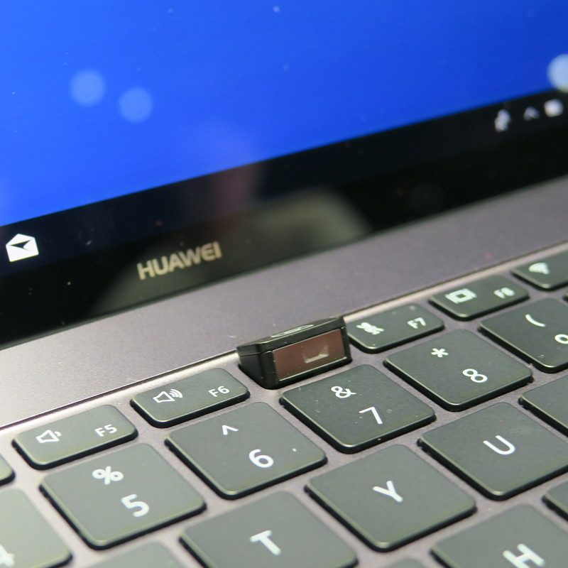 MateBook X Proのカメラ