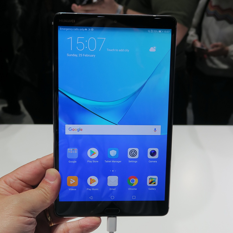 8.4インチモデル