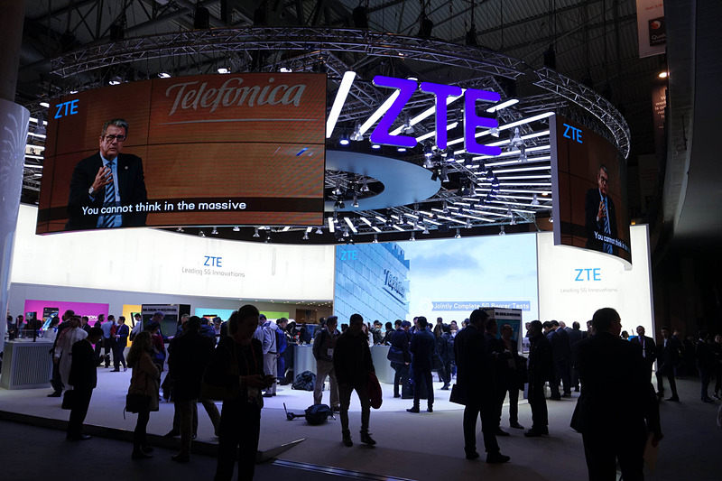 MWCの中ではかなりの好立地に位置するZTEブース