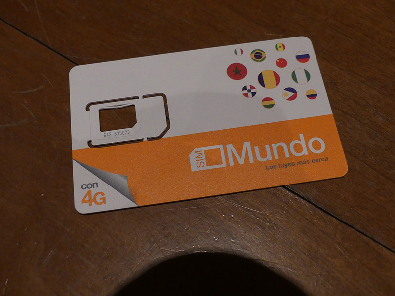 今回、初めてOrangeのSIMを購入。PINコードが書いてあるので、変更するまで台紙は捨てられません。特に不満はありませんでしたが、やっぱり10ユーロのVodafoneにすればよかったと少し後悔