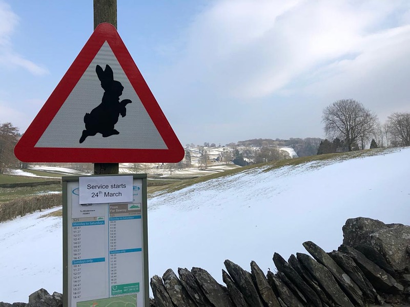 湖水地方にあるビアトリクス・ポター（ピーターラビットの作者）の家の前。オフシーズンだが雪景色も美しかった