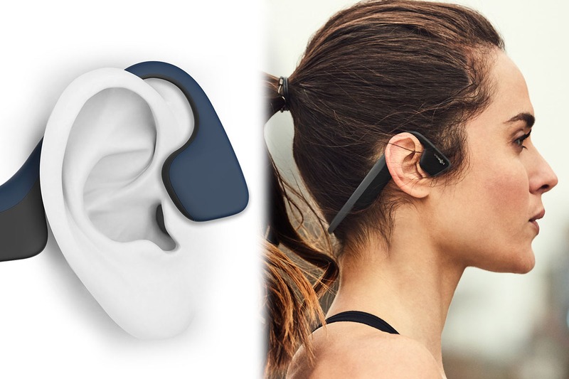 TREKZ TITANIUMはドライバ部を耳の前方に当てて使います。