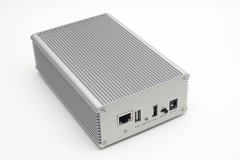 完成したNanoPiを使ったNAS