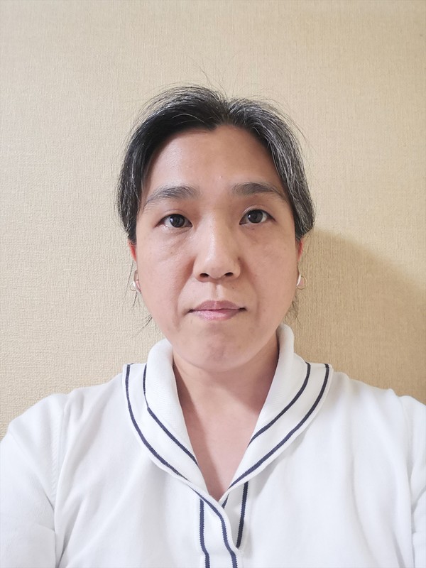 正面から見るとこんな感じで、Ear Duoはほとんど見えません。注目の新製品なので気づいてほしいと思わないでもないですが