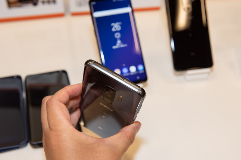 「Galaxy S9+ SCV39」ミッドナイトブラック