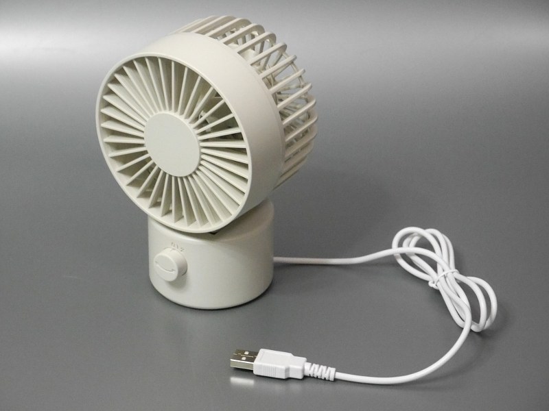 製品本体。製造元は従来と同じリズム時計工業