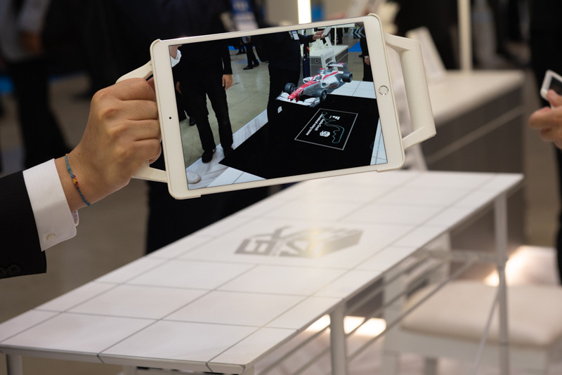 「Diorama Stadium 2018」（ジオスタ）は5GやARを使って新しいスポーツ観戦を提案。映像の視点なども自由に選択できる