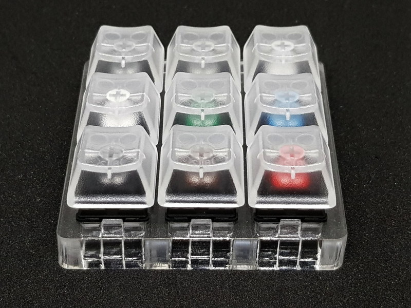 9軸は秋葉原などの店頭に置いてあるキータッチのデモ機とまずは同じ配列にして遊んでみよう