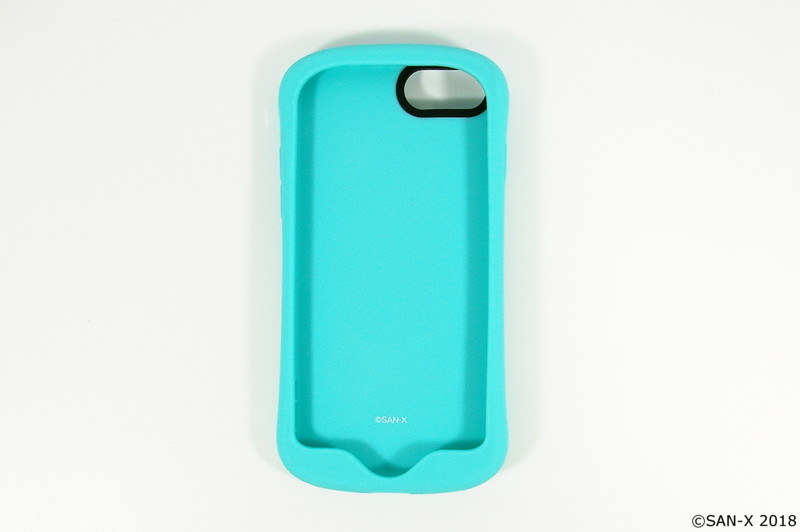 クリーニングクロスが付属する。