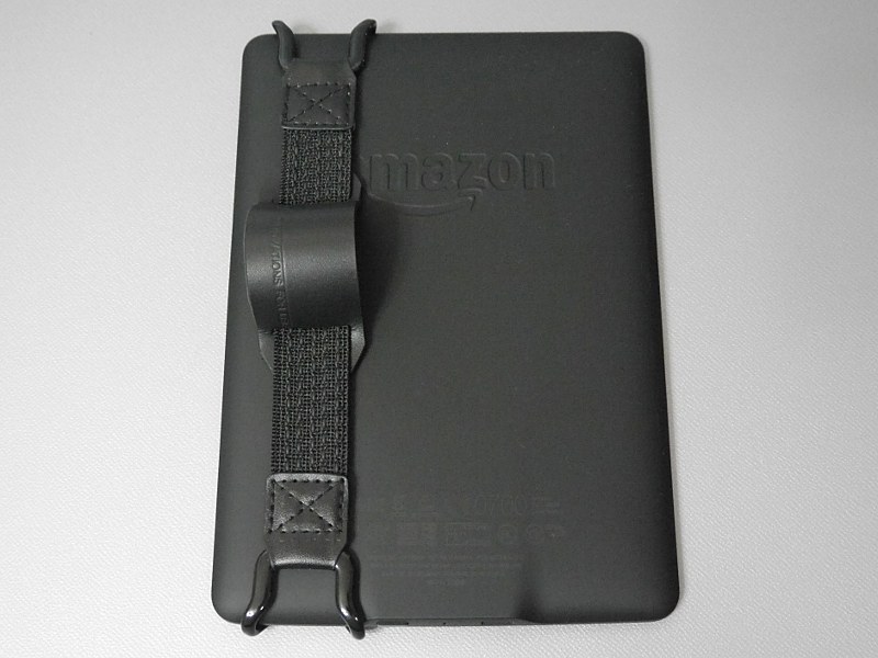 取り付けた状態。バンドに一定の張りを持たせる必要があるため実質6型のデバイス専用だ