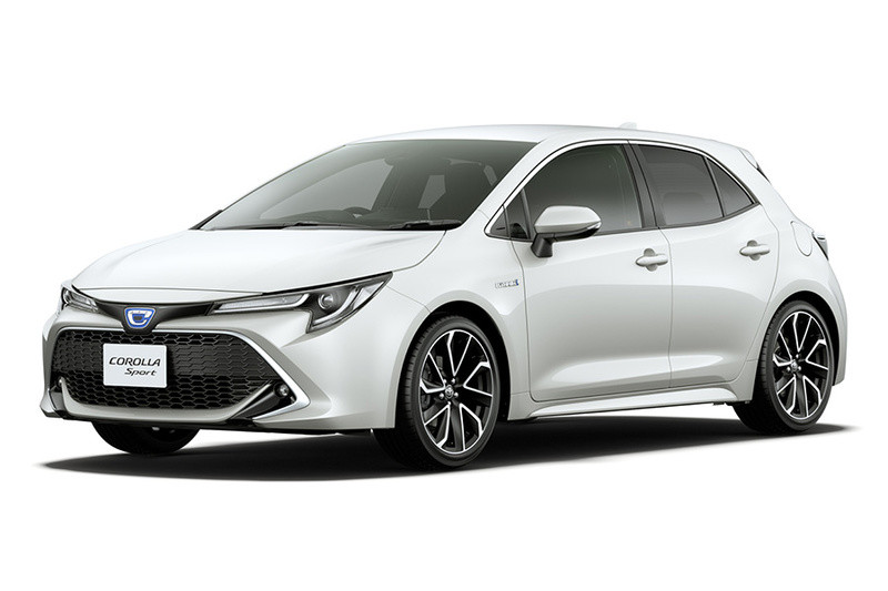 新型車のカローラ スポーツ