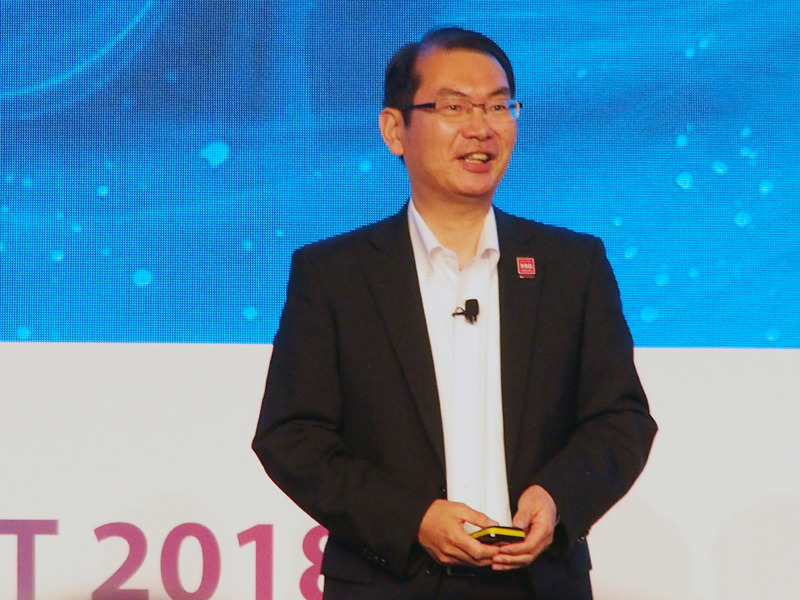 併催イベントの基調講演には、ドコモの中村CTOが登壇。5GやAIについての方針を語った