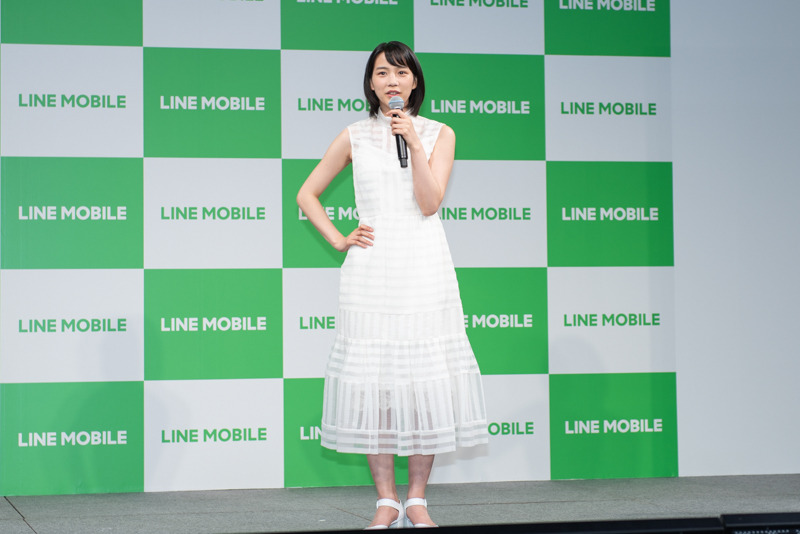 女優ののんが登場