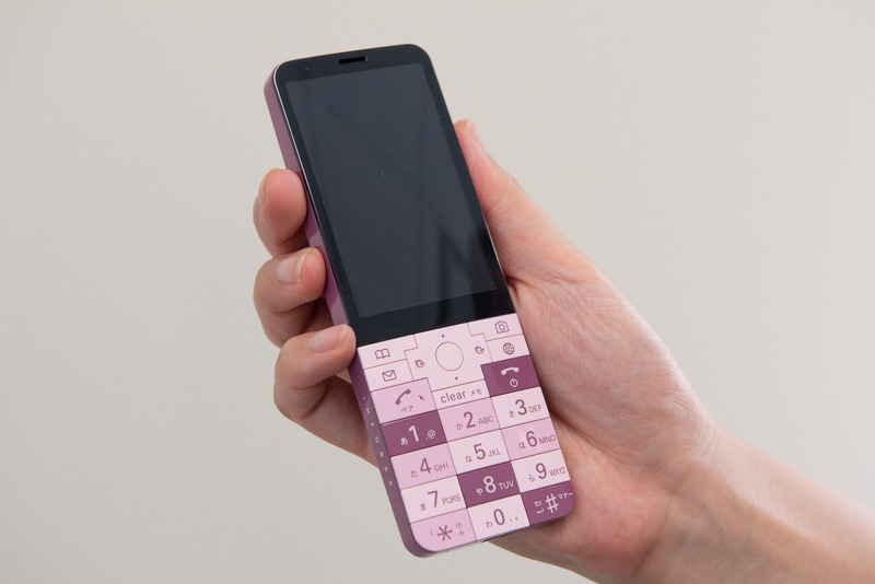 「INFOBAR xv」 CHERRY BERRY