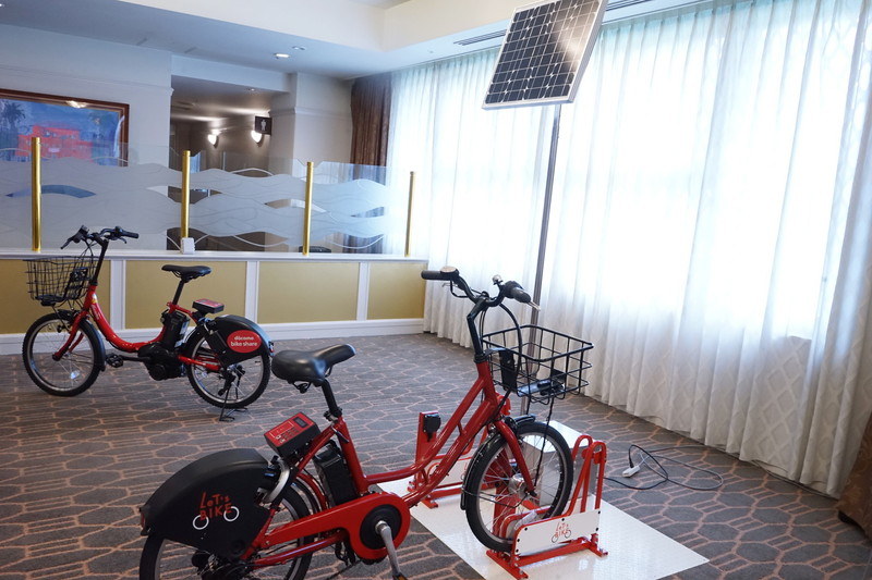 ドコモ・バイクシェアが那覇市で展開する「沖縄バイクシェア」では、ソーラー充電対応のモデルを投入予定