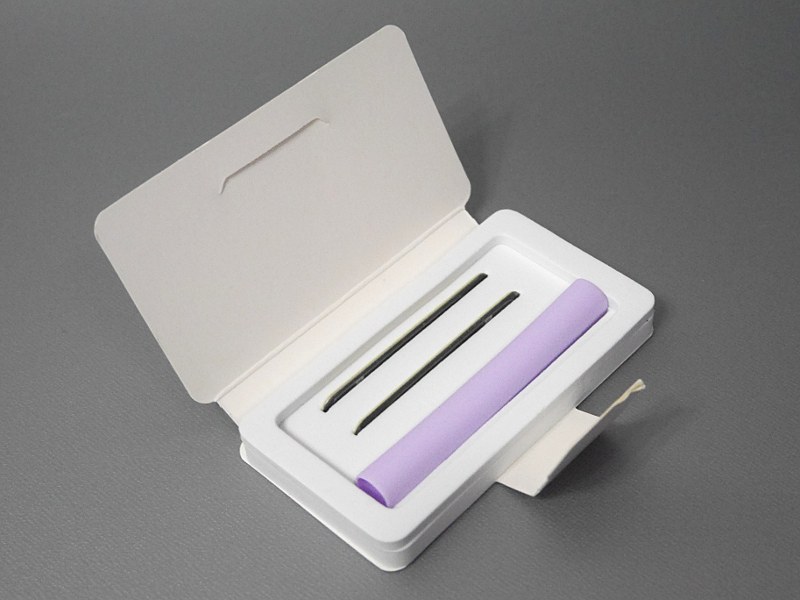 パッケージはノーブランド。メーカーサイトでは「Apple Pencil magnet case」というおかしな名称になっているが、AmazonなどにあるようにApple Pencil用のグリップだ