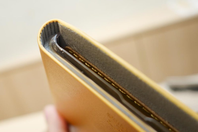 SIMPLEST COWSKIN CASE