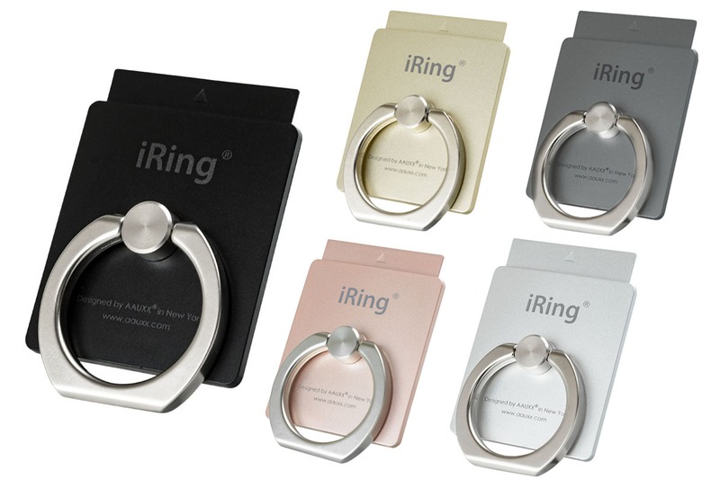 AAUXXの「iRing Link」。従来のiRingと同様の利便がありつつ、リング部分がズレて外れることでワイヤレス充電に対応するというスマホリングです。カラーバリエーションは5色で、直販価格は1個税込2894円。