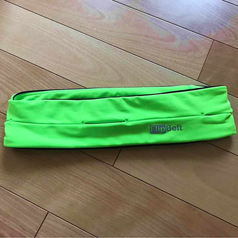 腹巻き型ランニングバック「FlipBelt」