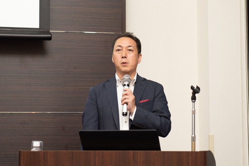 ソフトバンク 常務執行役員 Y!mobile事業推進本部 本部長の寺尾洋幸氏