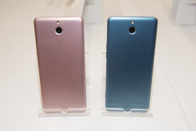 「かんたんスマホ」