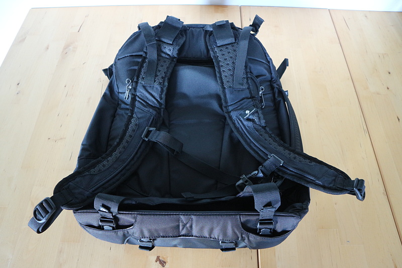 リュックの状態。肩ベルトはポケットに収納できる