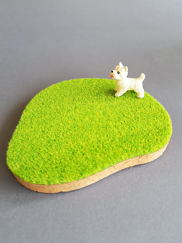 いろいろなフィギュアで遊んでみました……。素材としてミスマッチの金属系以外は大丈夫そうです