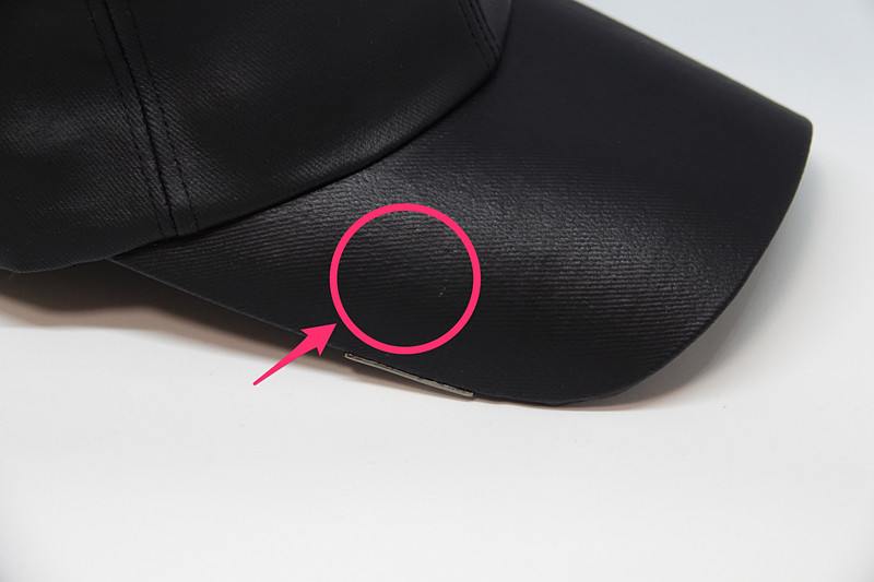 ZEROiに唯一搭載されているボタンの位置