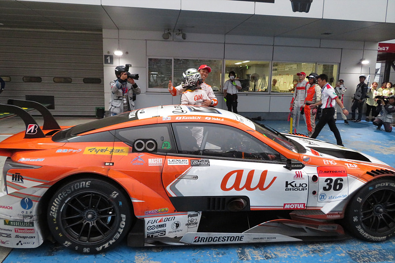 第5戦で今季初優勝を果たしたau TOM'S LC500