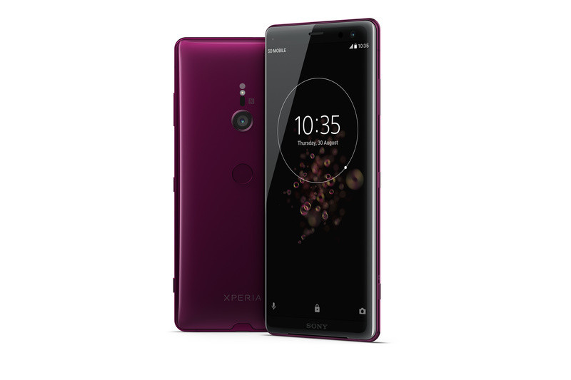 ボルドーレッド