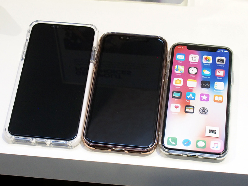 左から6.5インチ、6.1インチ、5.8インチ。今年はこの3ラインナップだという