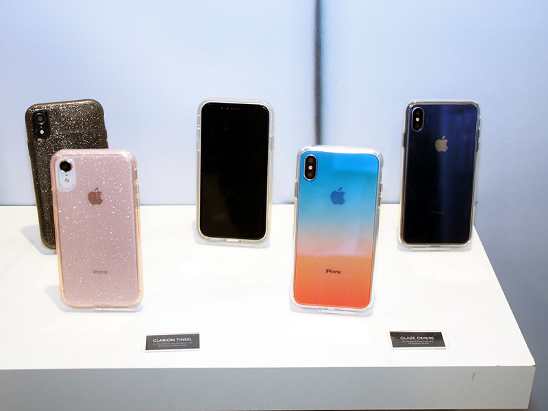 モックアップまで展示していたメーカーは少数派だが、新iPhone用のケースはさまざまなブースで見かけた
