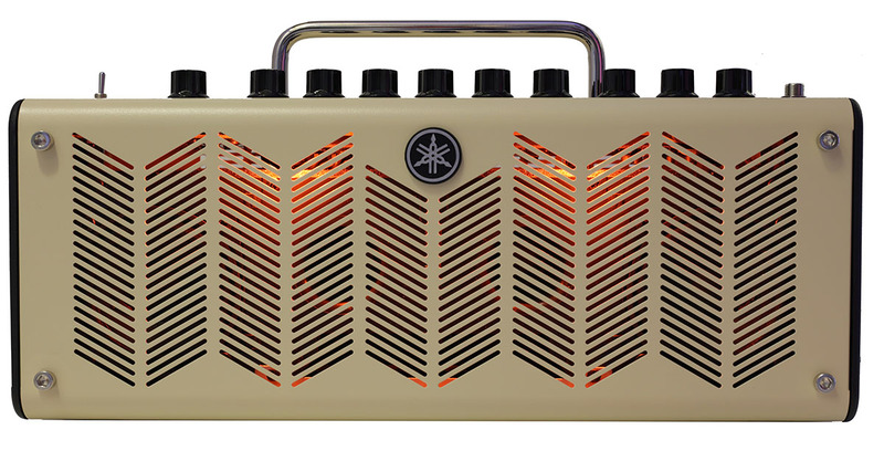 こんなふうに光ります。電源投入時は暗めで、その後、徐々に赤く明るくなります。機能的には……詩的機能とでも言いましょうか、雰囲気作りのためのランプだと思われます。