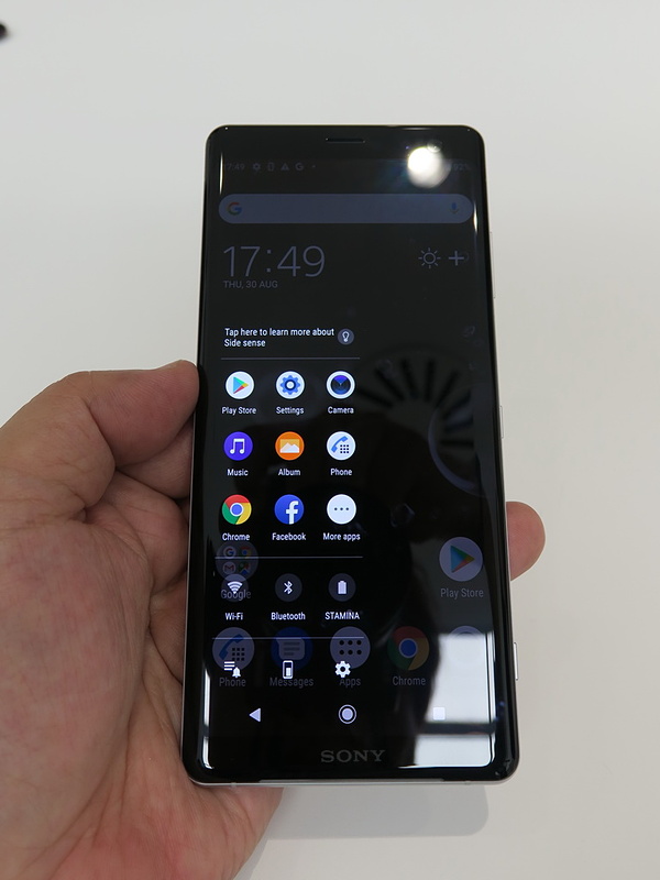 側面をダブルタップすると表示されるサイドセンスのメニュー