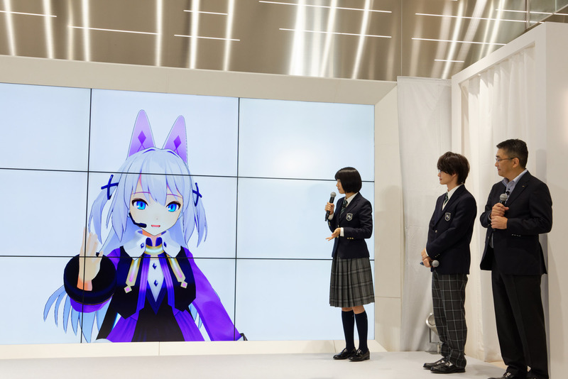 REALITYの公式VTuberであるいそら真実さんがスクリーンに登場