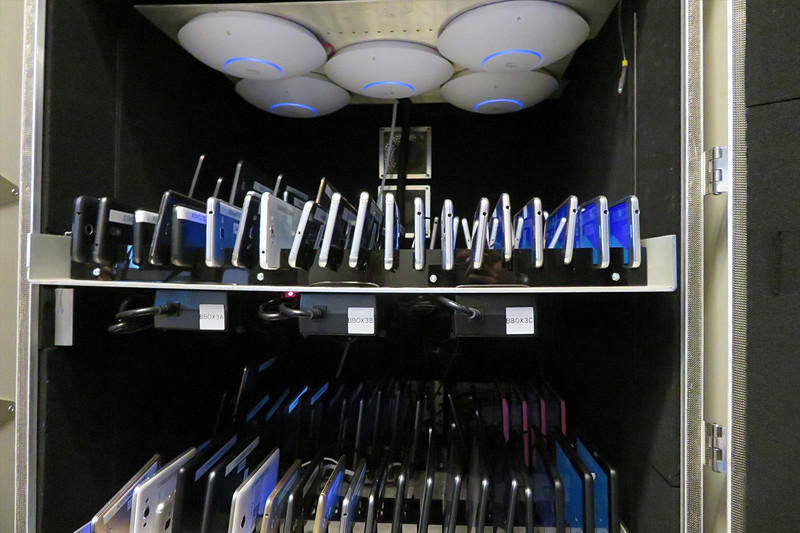 さまざまなモバイル機器での動作確認を行うMobile Automation Lab